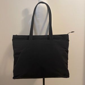 Lululemon - Great weekend/travel bag